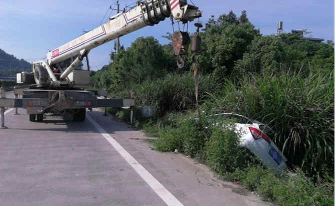 道外区重载吊车救援